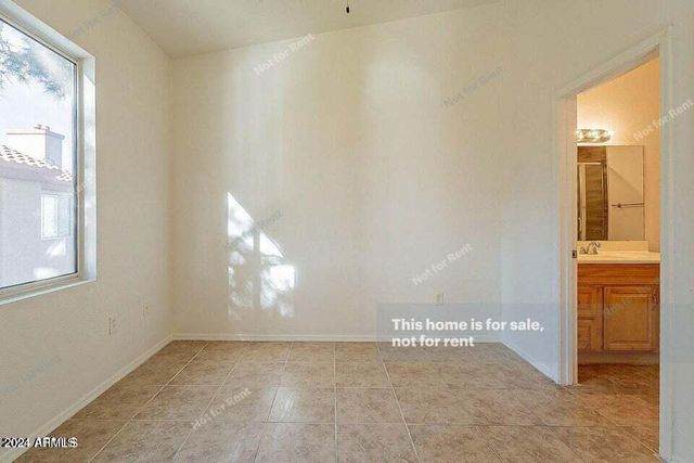 2929 W YORKSHIRE Drive 2026, Phoenix, AZ 85027