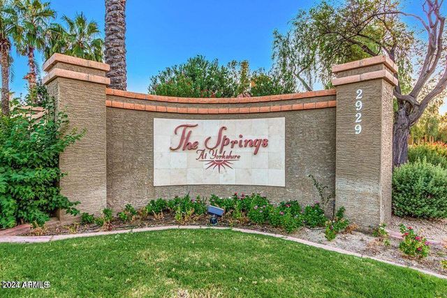 2929 W YORKSHIRE Drive 2026, Phoenix, AZ 85027