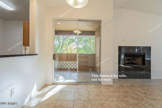 2929 W YORKSHIRE Drive 2026, Phoenix, AZ 85027