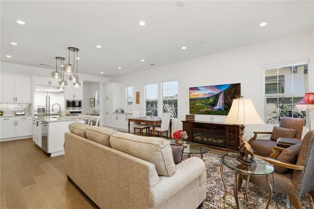 172 Palencia, Irvine, CA 92618