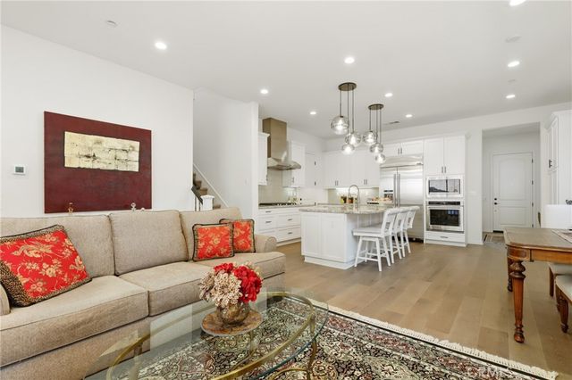 172 Palencia, Irvine, CA 92618