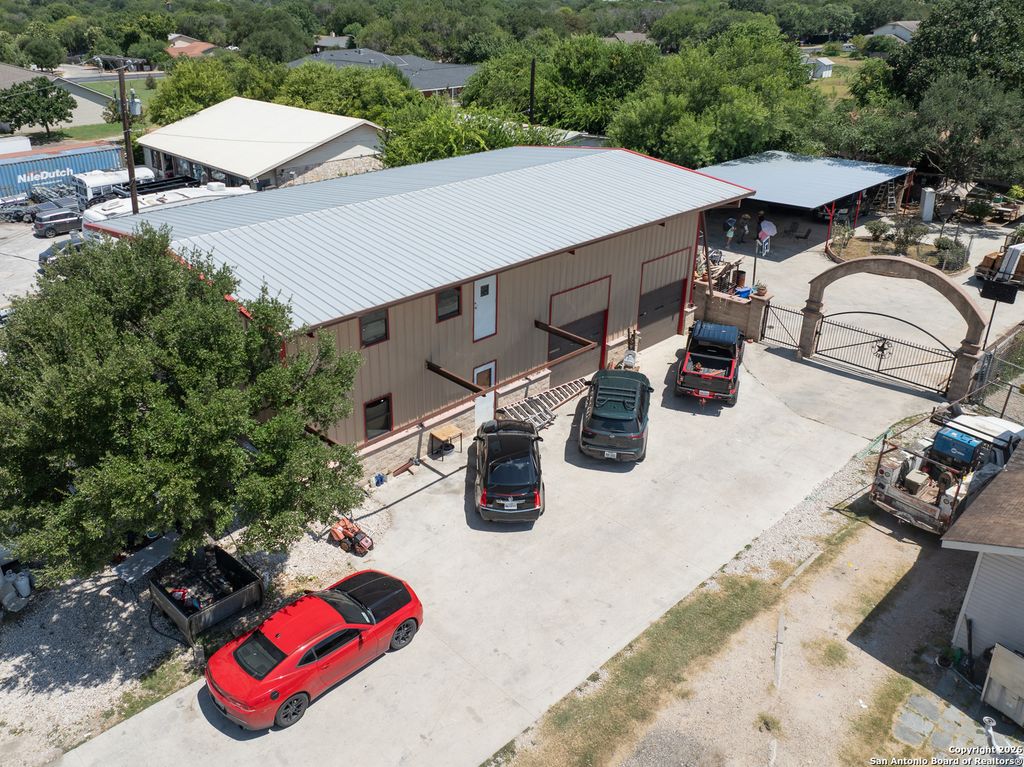 6766 Crestway, San Antonio, TX 78239