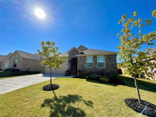 304 Texas Trail, Justin, TX 76247