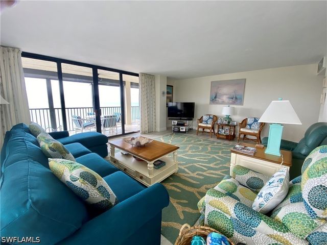 10851 GULFSHORE DR 1001, Naples, FL 34108