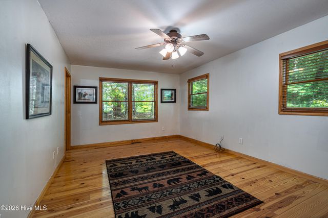 635 Brasstown View Road, Murphy, NC 28906