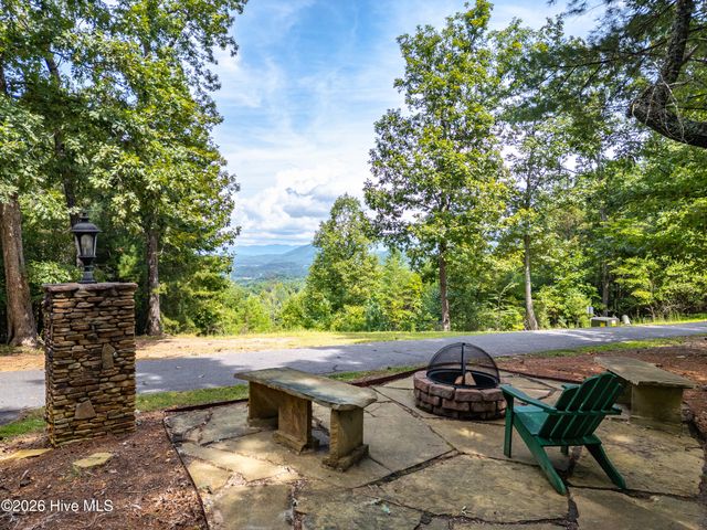 635 Brasstown View Road, Murphy, NC 28906