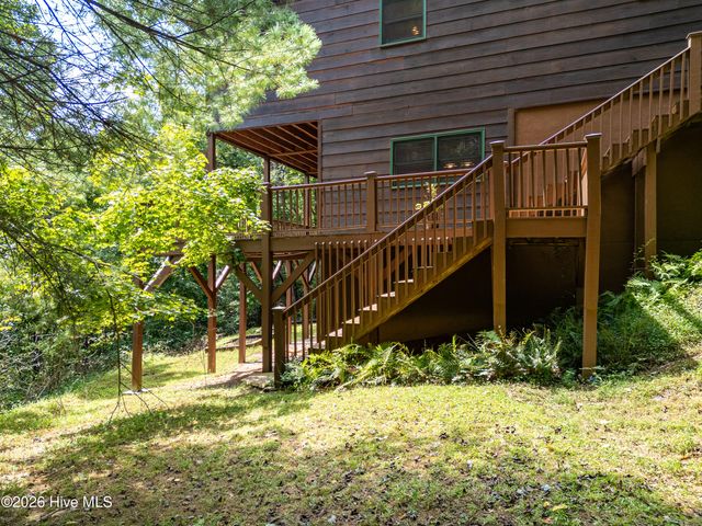 635 Brasstown View Road, Murphy, NC 28906