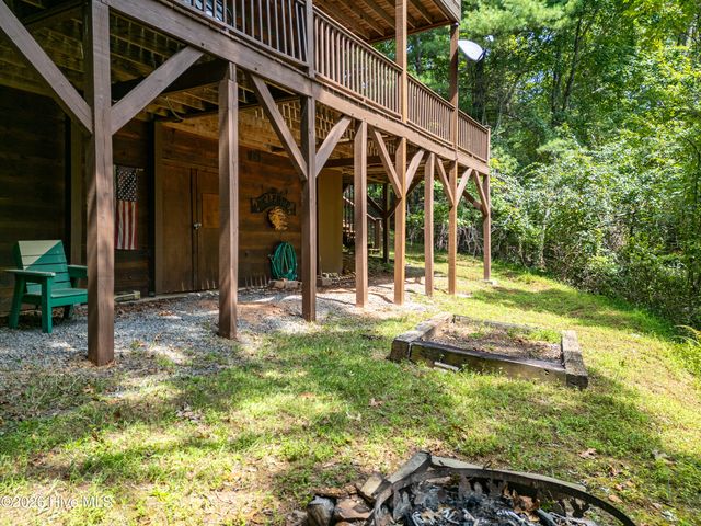 635 Brasstown View Road, Murphy, NC 28906