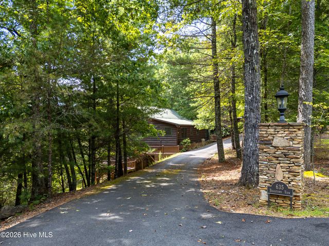 635 Brasstown View Road, Murphy, NC 28906