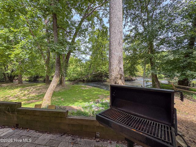 635 Brasstown View Road, Murphy, NC 28906