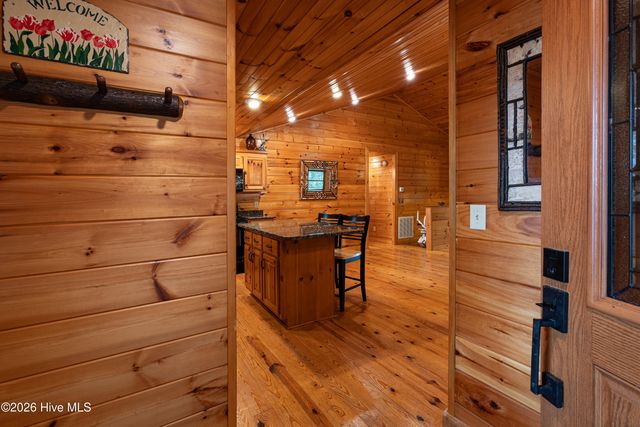 635 Brasstown View Road, Murphy, NC 28906