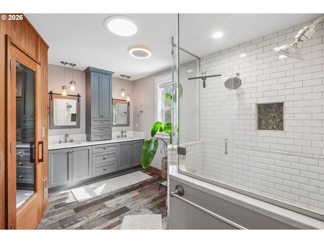 9405 Ne 102ND St, Vancouver, WA 98662