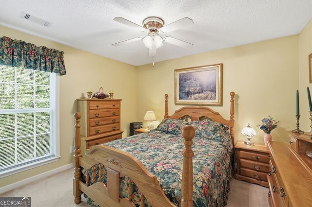 318 Heather Way, Cleveland, GA 30528