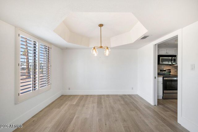 6828 E LUDLOW Drive, Scottsdale, AZ 85254