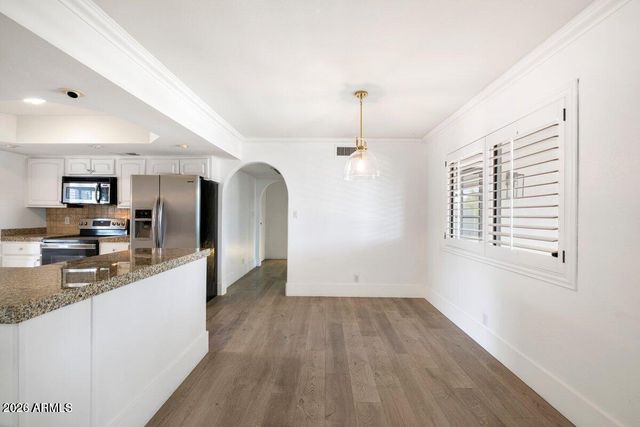 6828 E LUDLOW Drive, Scottsdale, AZ 85254