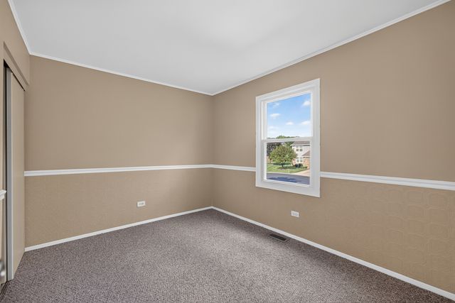 244 Coventry Court 244, Bloomingdale, IL 60108