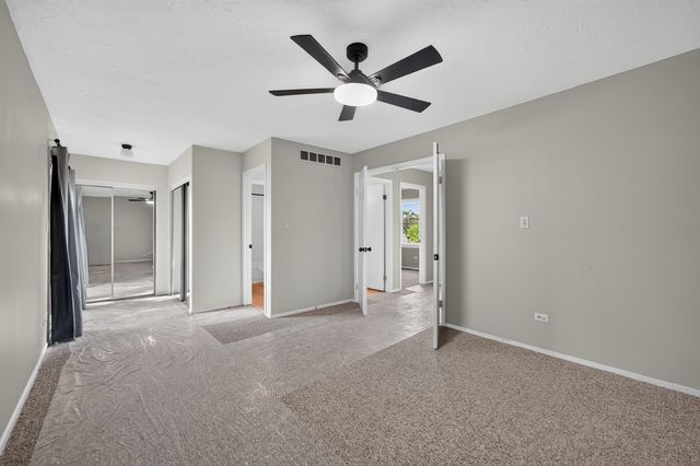 244 Coventry Court 244, Bloomingdale, IL 60108