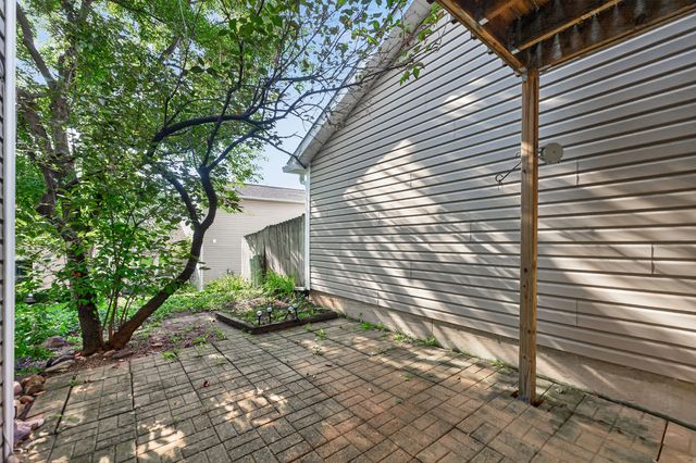 244 Coventry Court 244, Bloomingdale, IL 60108