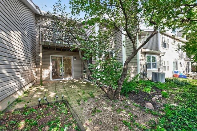 244 Coventry Court 244, Bloomingdale, IL 60108