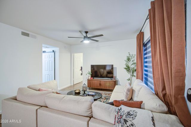 7008 E GOLD DUST Avenue 147, Paradise Valley, AZ 85253