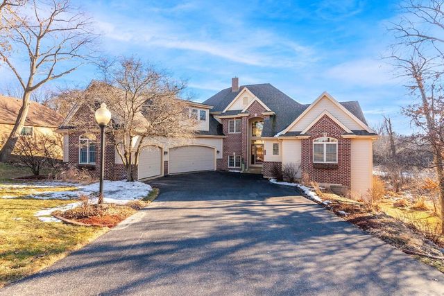 743 Royal Troon COURT, Oconomowoc, WI 53066