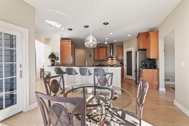 743 Royal Troon COURT, Oconomowoc, WI 53066