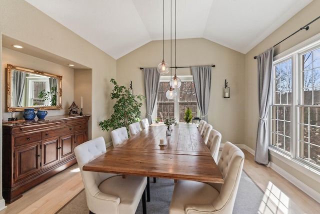 743 Royal Troon COURT, Oconomowoc, WI 53066