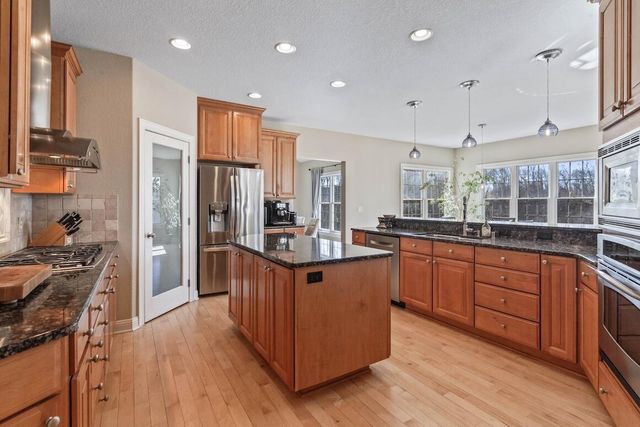 743 Royal Troon COURT, Oconomowoc, WI 53066