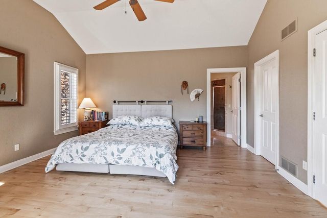 743 Royal Troon COURT, Oconomowoc, WI 53066