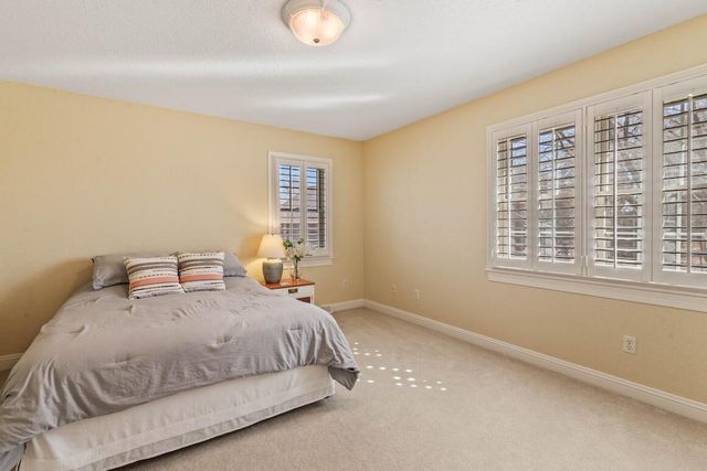 743 Royal Troon COURT, Oconomowoc, WI 53066