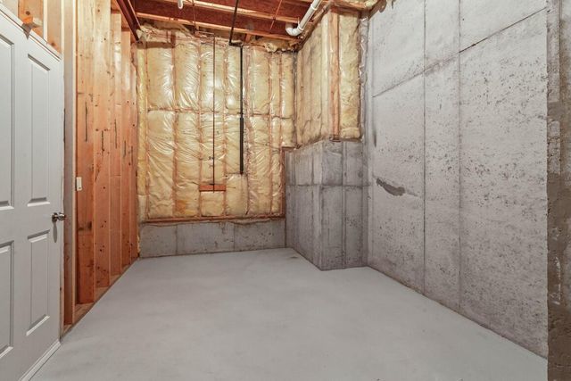 743 Royal Troon COURT, Oconomowoc, WI 53066