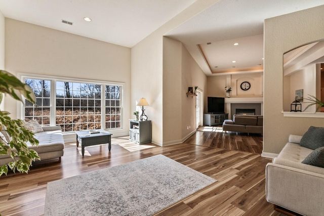 743 Royal Troon COURT, Oconomowoc, WI 53066