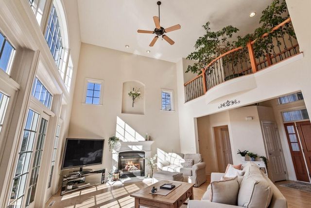 743 Royal Troon COURT, Oconomowoc, WI 53066