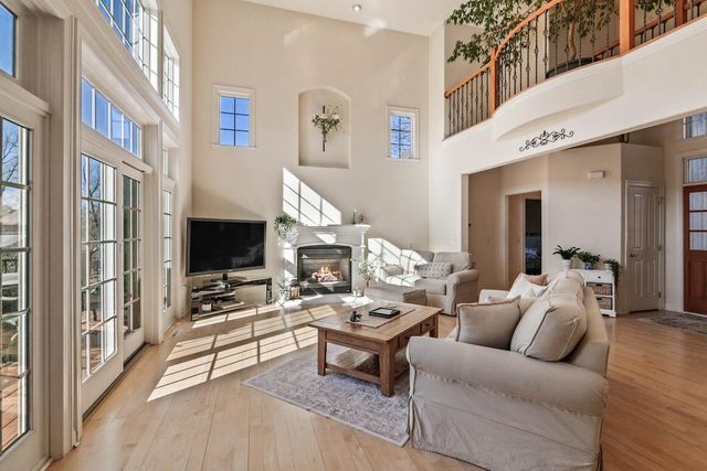 743 Royal Troon COURT, Oconomowoc, WI 53066