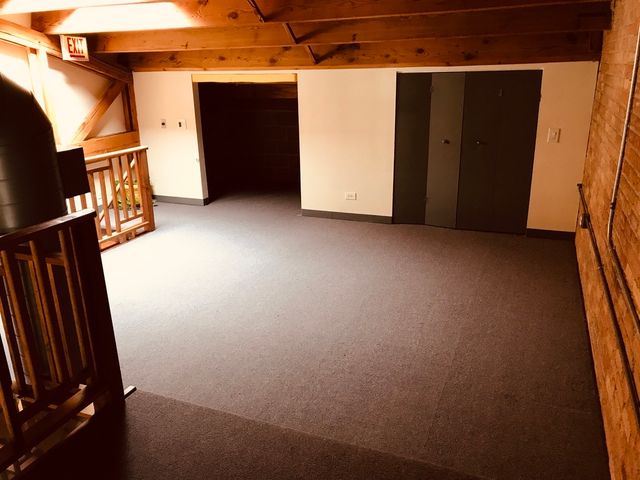 1322 Oakton Street 6, Evanston, IL 60202