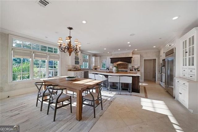 4338 Harris Trail NW, Atlanta, GA 30327