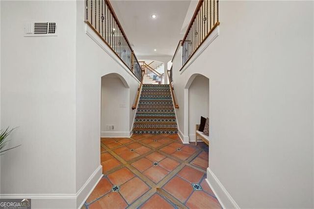 4338 Harris Trail NW, Atlanta, GA 30327