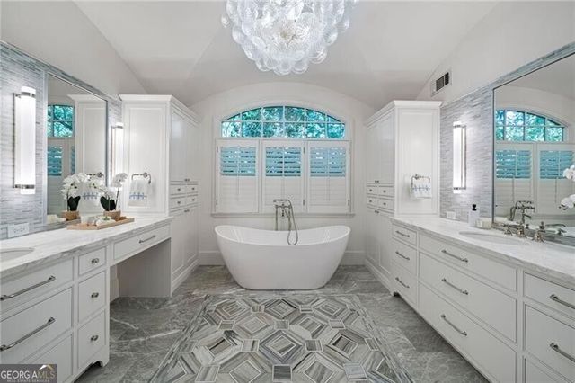 4338 Harris Trail NW, Atlanta, GA 30327