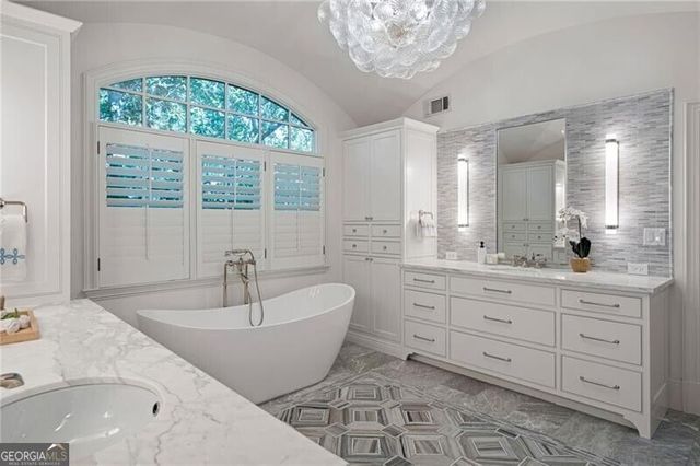 4338 Harris Trail NW, Atlanta, GA 30327