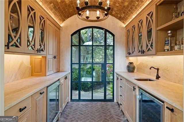 4338 Harris Trail NW, Atlanta, GA 30327