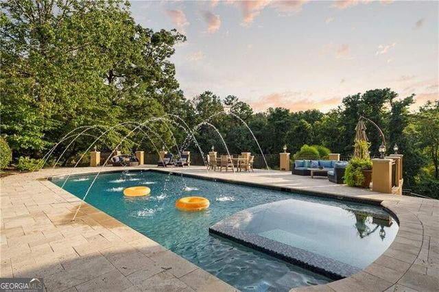 4338 Harris Trail NW, Atlanta, GA 30327