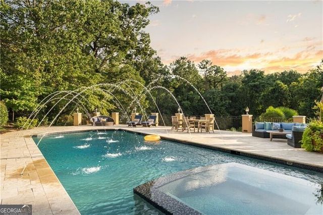 4338 Harris Trail NW, Atlanta, GA 30327
