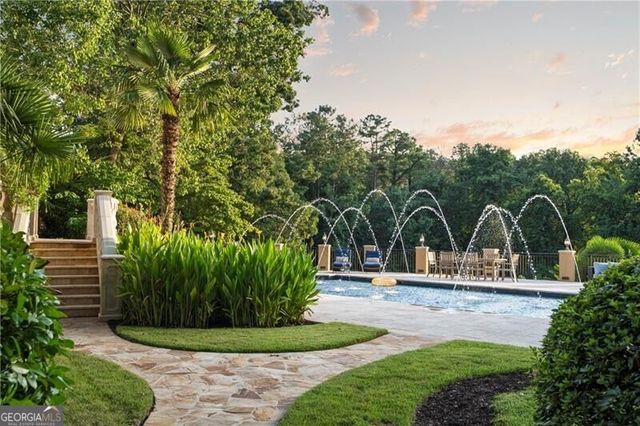 4338 Harris Trail NW, Atlanta, GA 30327