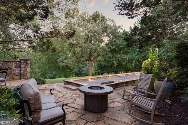 4338 Harris Trail NW, Atlanta, GA 30327