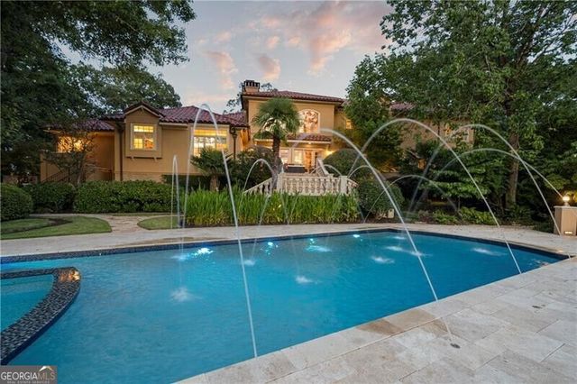 4338 Harris Trail NW, Atlanta, GA 30327