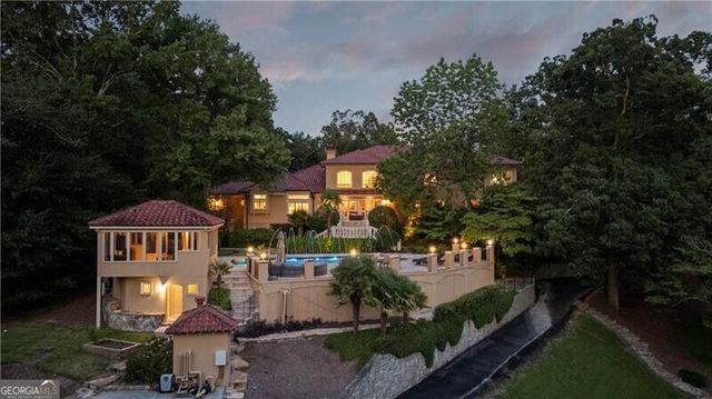 4338 Harris Trail NW, Atlanta, GA 30327