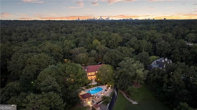 4338 Harris Trail NW, Atlanta, GA 30327