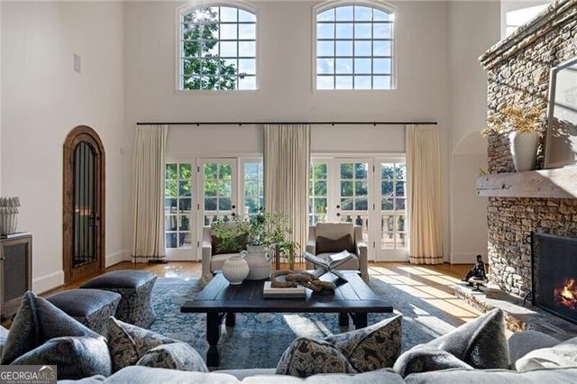 4338 Harris Trail NW, Atlanta, GA 30327