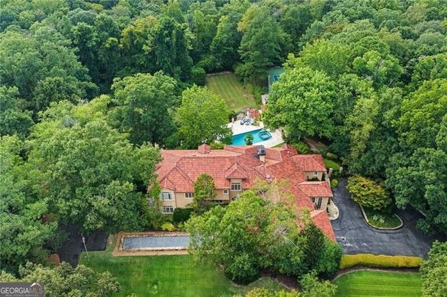 4338 Harris Trail NW, Atlanta, GA 30327