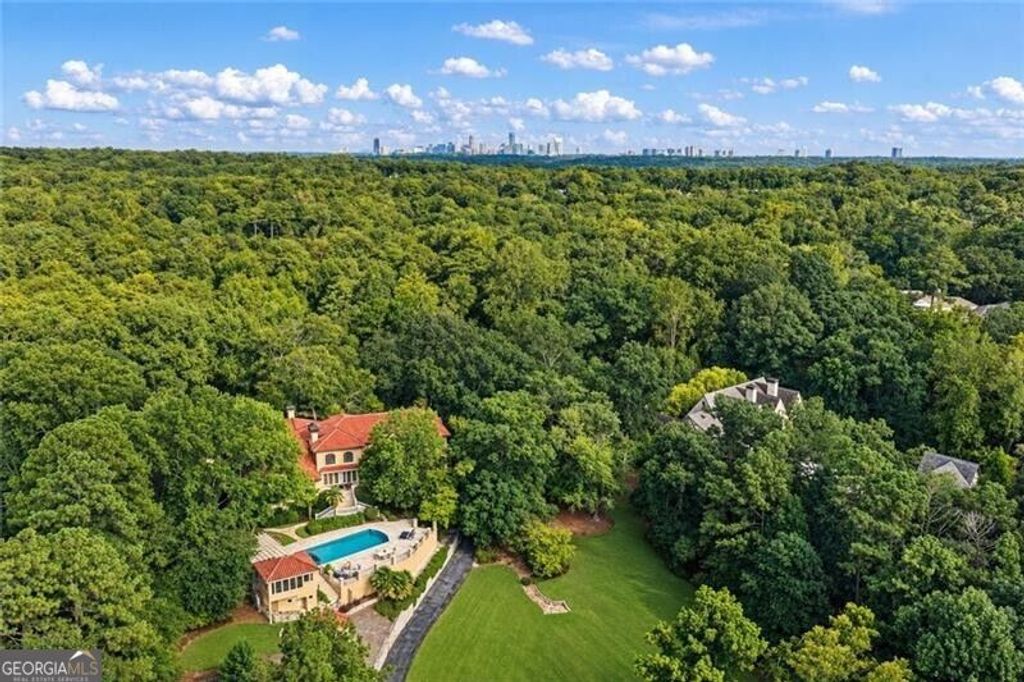 4338 Harris Trail NW, Atlanta, GA 30327